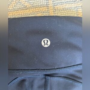 Navy Lululemon Leggings with pockets!